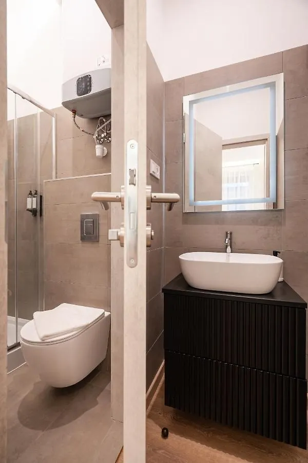 Kl31 - Central Residence - Klauzal Square By Bqa Budapest