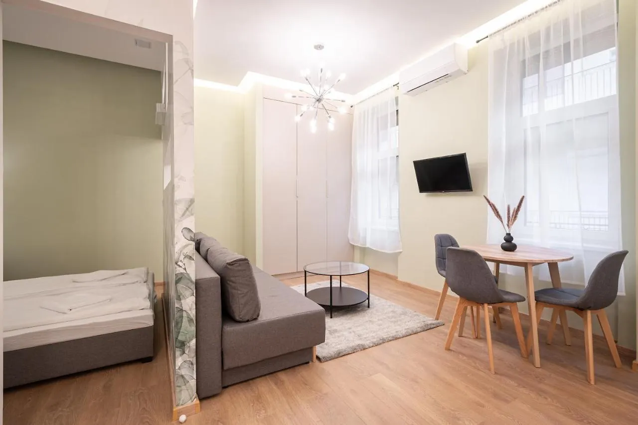 Kl31 - Central Residence - Klauzal Square By Bqa contacts